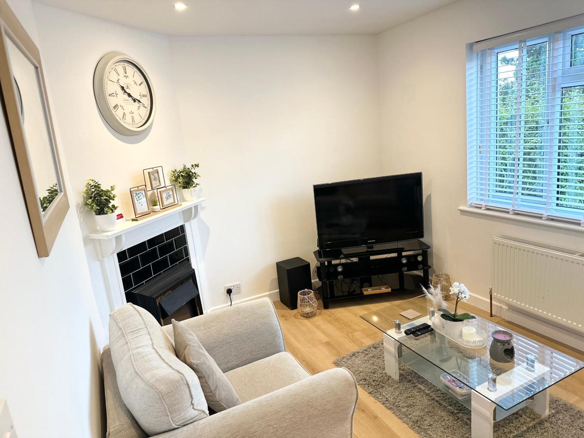Charming 3-Bed Home Minutes From City Centre Νότιγχαμ Εξωτερικό φωτογραφία